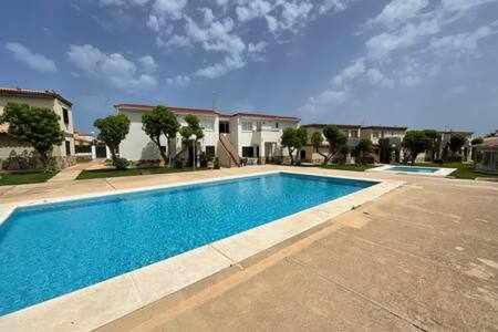 Forcat Apartamento Bajo Con Jardin Y Piscina ثيوداديلا المظهر الخارجي الصورة